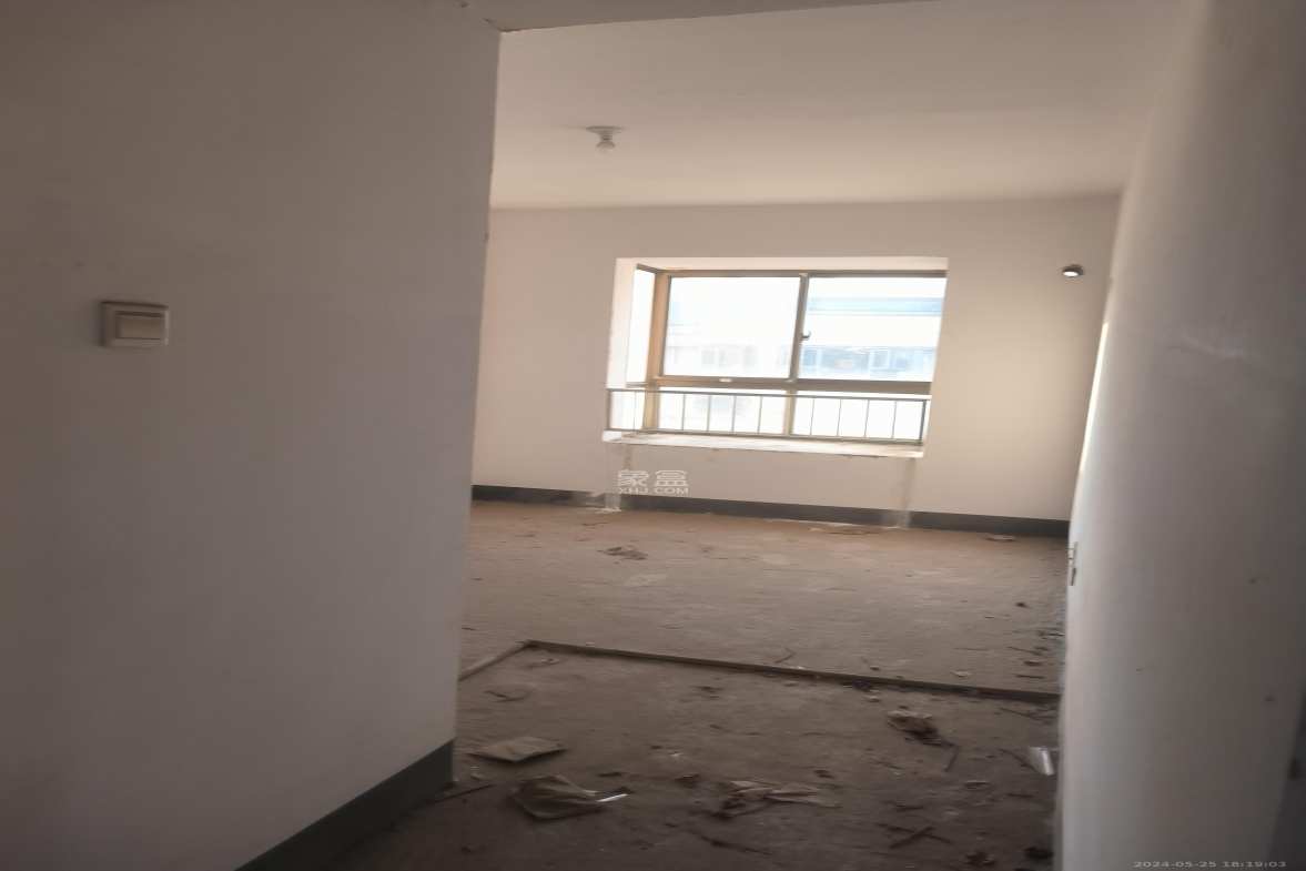 中天瑞景  5室2厅2卫    2000.0元/月 中天瑞景  5室2厅2卫    2000.0元/月室内图