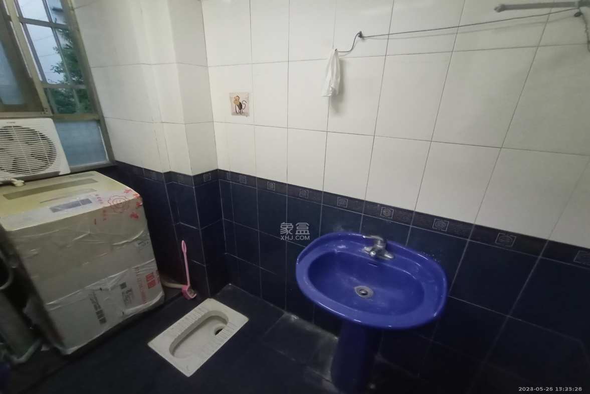 铁路小区  2室1厅1卫   1000.00元/月室内图1