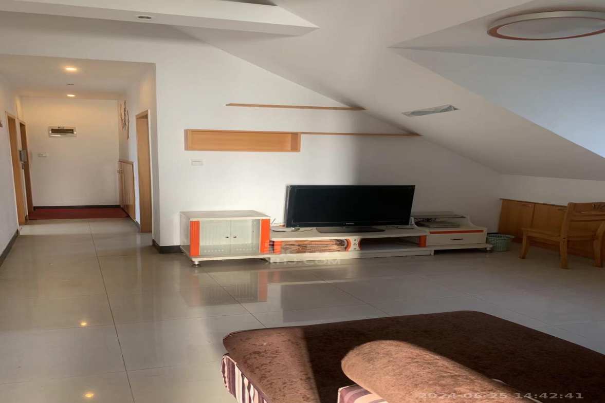 玫瑰名城百合苑  2室1厅1卫    800.0元/月 玫瑰名城百合苑  2室1厅1卫    800.0元/月室内图