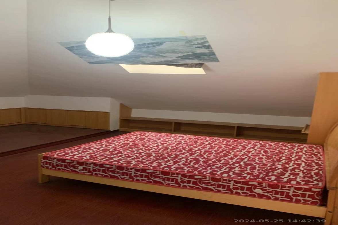 玫瑰名城百合苑  2室1厅1卫    800.0元/月 玫瑰名城百合苑  2室1厅1卫    800.0元/月室内图