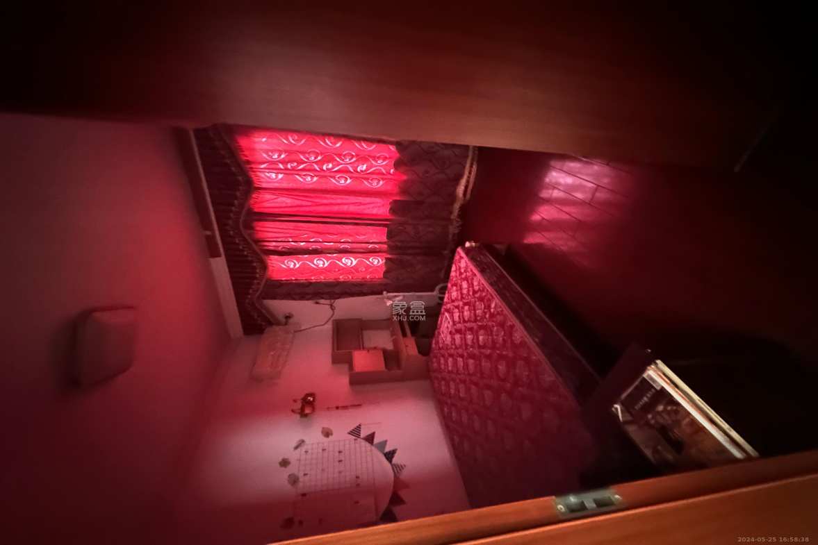 黄金乡金沙村废旧大市场 3室2厅1卫 1200.0元/月 黄金乡金沙村废旧大市场 3室2厅1卫 1200.0元/月室内图