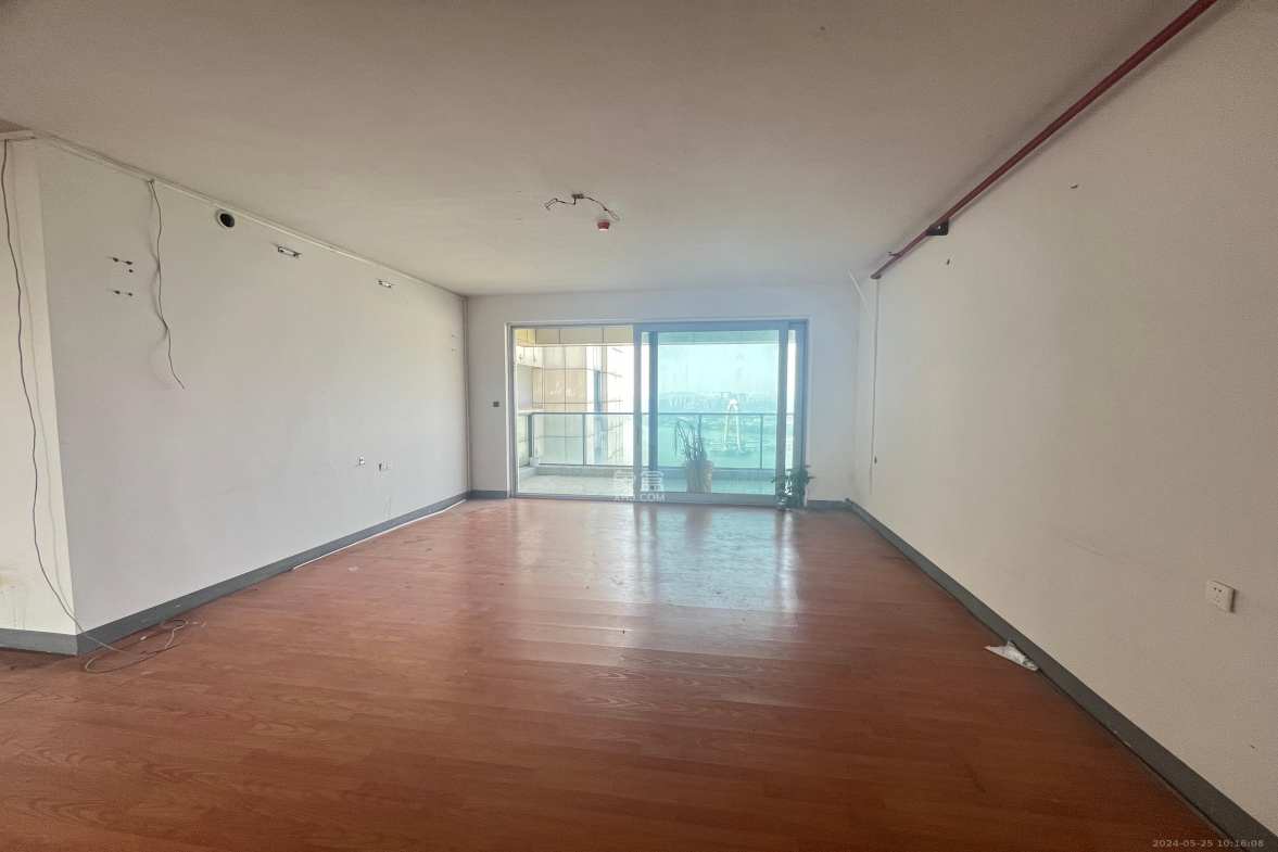 湘江壹号一二三期(创远湘江壹号) 5室2厅4卫 3000.0元/月 湘江壹号一二三期(创远湘江壹号) 5室2厅4卫 3000.0元/月室内图