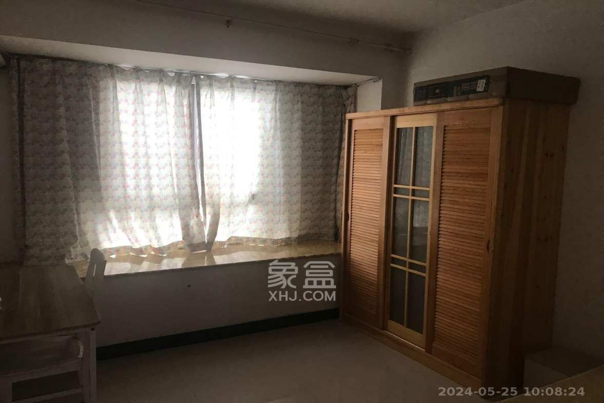 嘉盛华庭（一期、二期、三期）  2室2厅1卫    2600.0元/月室内图