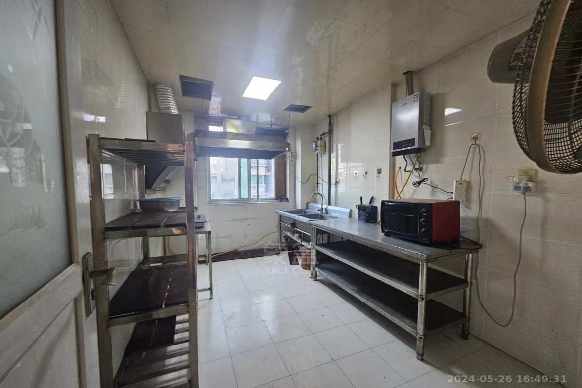 亚都花园  4室2厅1卫    2000.0元/月室内图