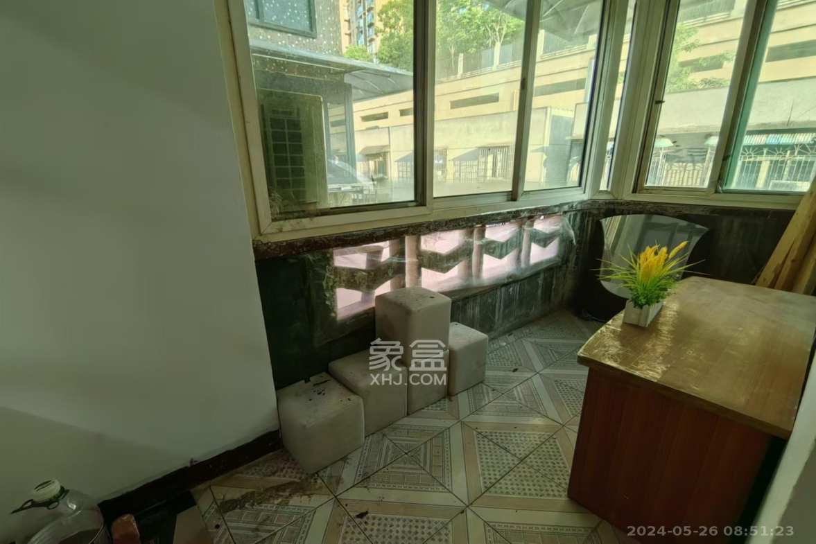 长坡社区  2室1厅1卫    1400.0元/月室内图