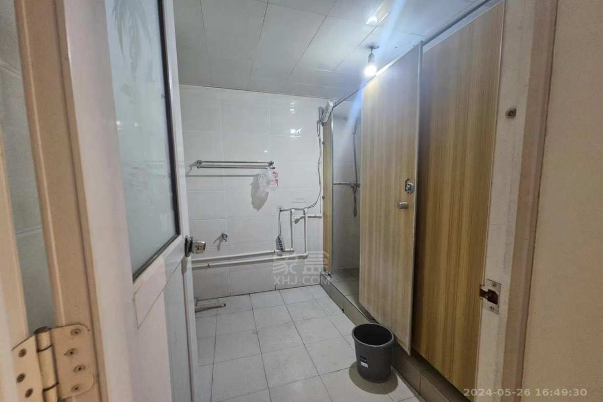 亚都花园  4室2厅1卫    2000.0元/月室内图