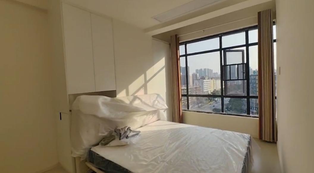 大汉吉星汇 1室1厅1卫 1500.0元/月 大汉吉星汇 1室1厅1卫 1500.0元/月室内图