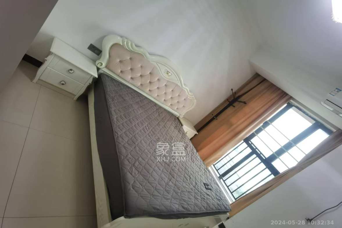 长龙湾  3室2厅1卫    2100.0元/月室内图