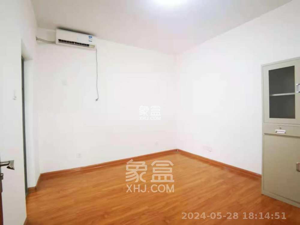 建鸿达华都（华都小户型及大华写字楼）  3室2厅1卫    5000.0元/月室内图