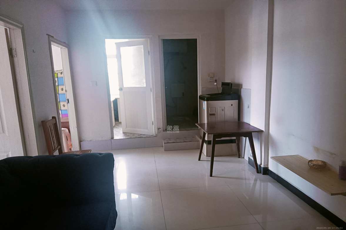 金鹰机电大市场 2室1厅1卫 1200.0元/月 金鹰机电大市场 2室1厅1卫 1200.0元/月室内图