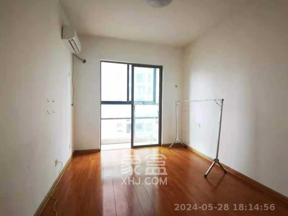 建鸿达华都（华都小户型及大华写字楼）  3室2厅1卫    5000.0元/月室内图