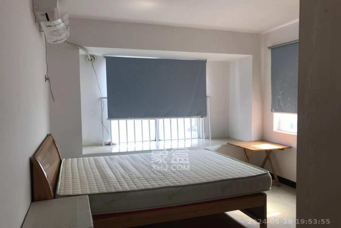 嘉盛华庭(一期、二期、三期) 2室2厅1卫 2300.0元/月 嘉盛华庭(一期、二期、三期) 2室2厅1卫 2300.0元/月室内图