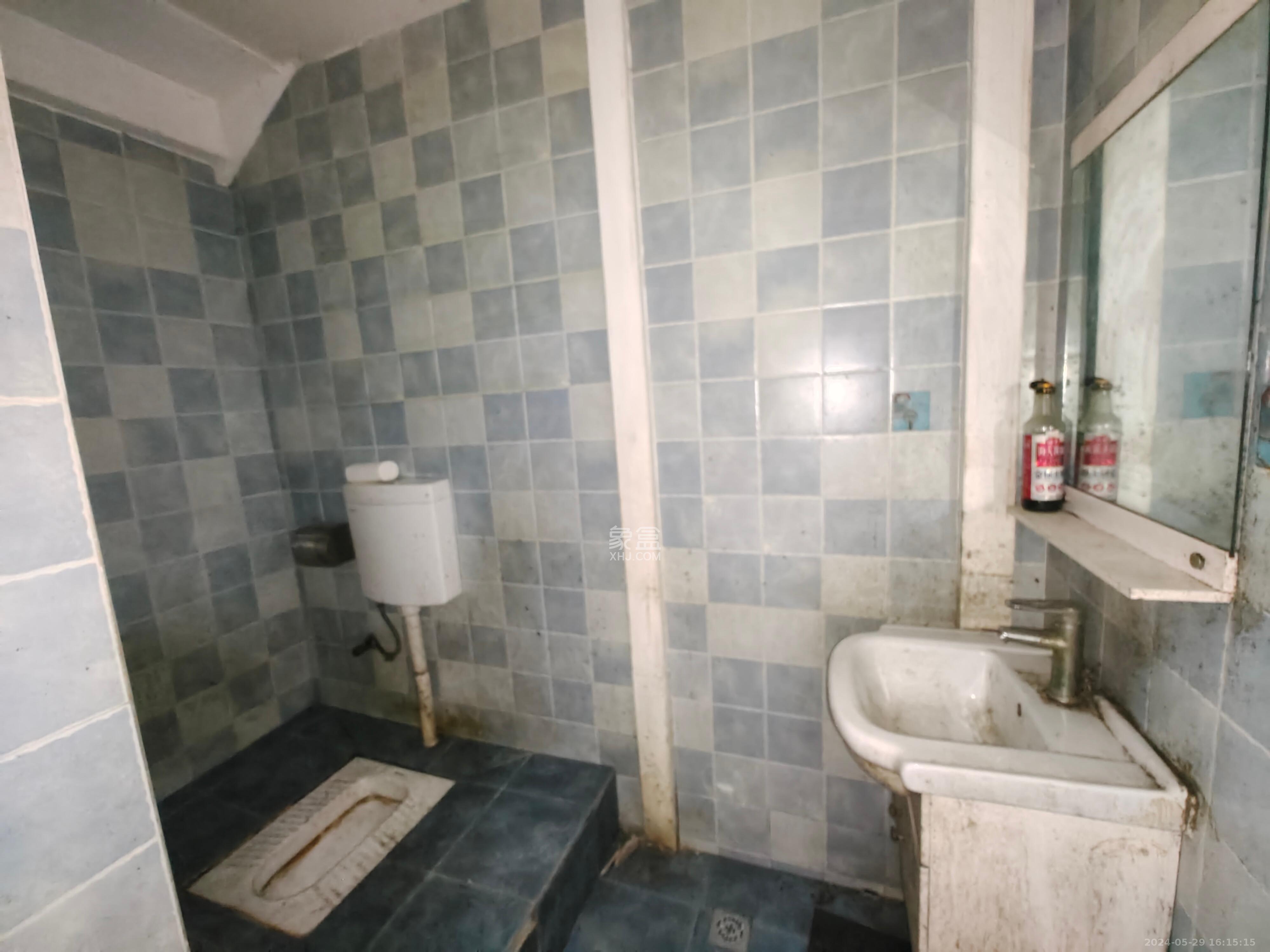 高鑫麓城   120.0㎡      12000.0元/月室内图