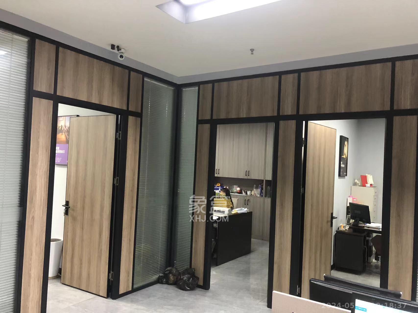 新长海广场   582.0㎡     22000.00元/月室内图