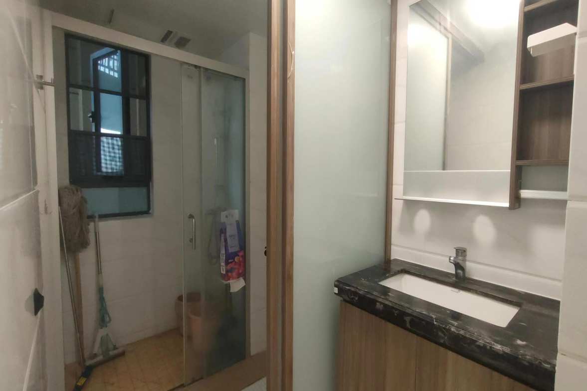 碧桂园梓山府  3室2厅2卫   1800.00元/月室内图