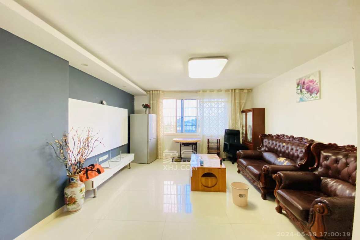 杏花园小区  3室2厅1卫    2200.0元/月室内图