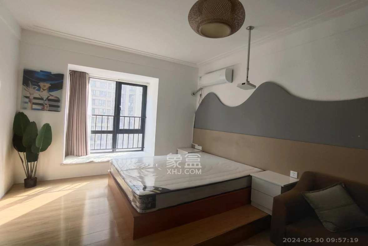 中海国际二期  0室0厅0卫    1400.0元/月 中海国际二期  0室0厅0卫    1400.0元/月室内图