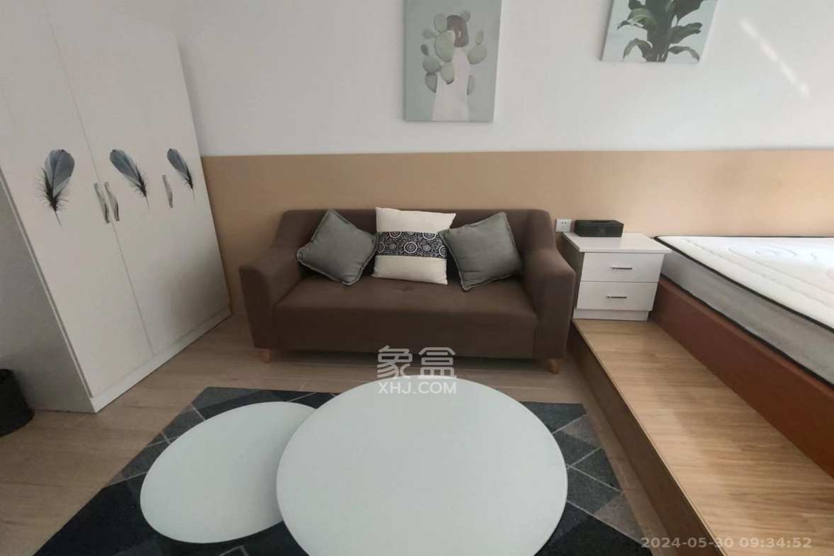 中海国际二期  1室1厅1卫    1300.0元/月室内图