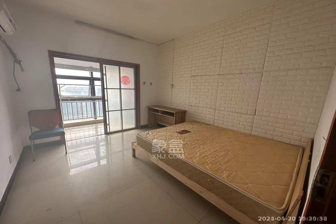 欧洲城楼上公寓楼 1室2厅1卫 1300.0元/月 欧洲城楼上公寓楼 1室2厅1卫 1300.0元/月室内图