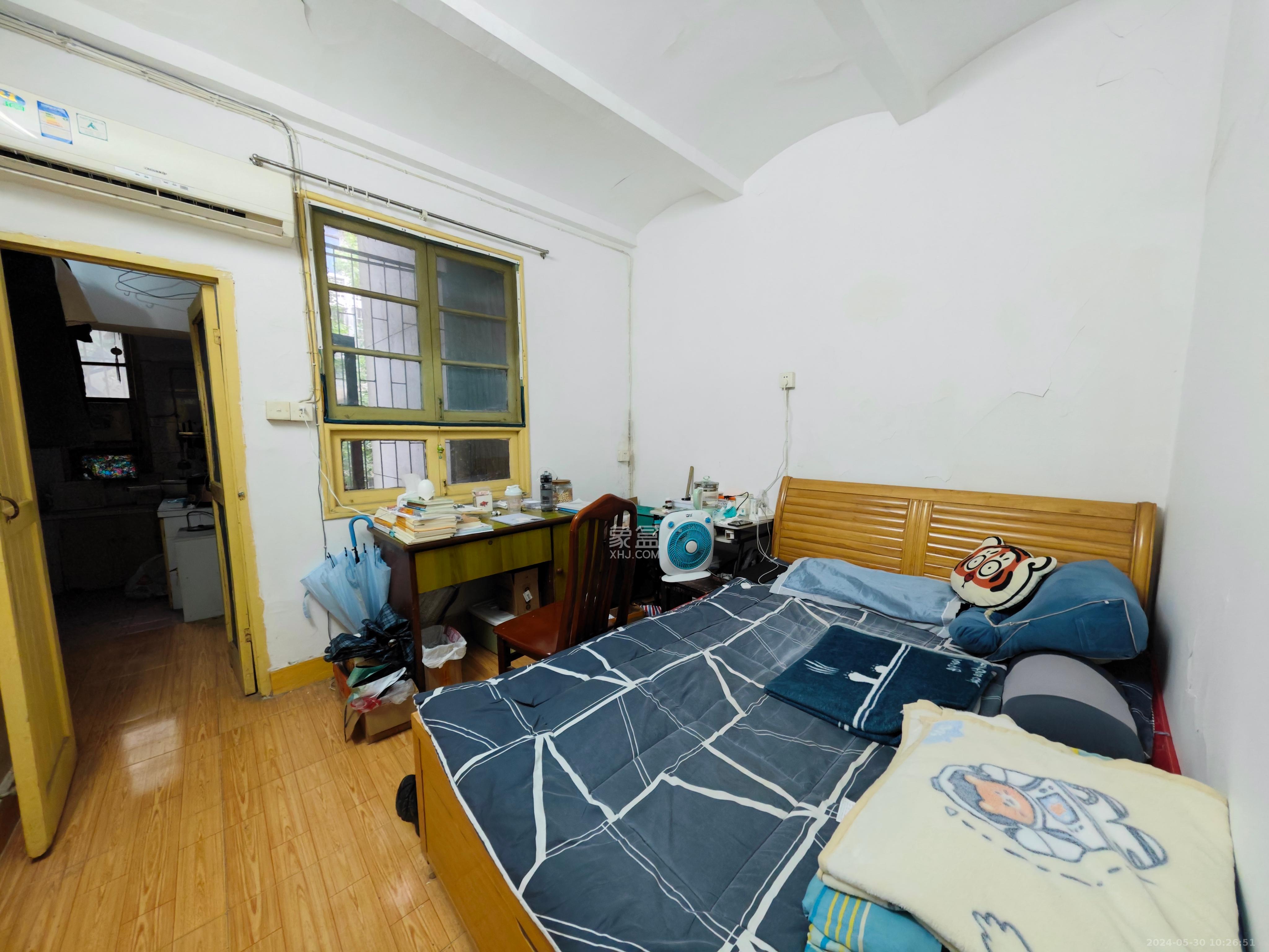 湖南中医药大学东塘住宅区  1室1厅1卫   1600.00元/月
