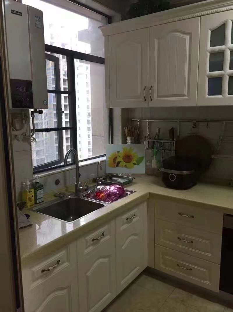 水域中央 3室2厅2卫 2280.0元/月 水域中央 3室2厅2卫 2280.0元/月室内图