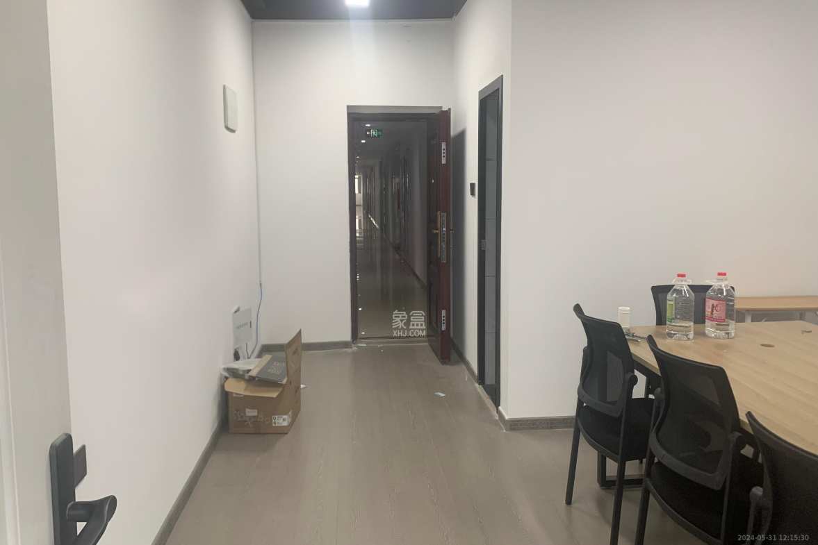 奥克斯缔壹城  1室1厅1卫   1400.00元/月室内图