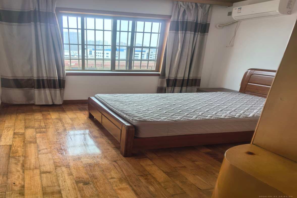 文化路七村 3室2厅1卫 1200.0元/月 文化路七村 3室2厅1卫 1200.0元/月室内图