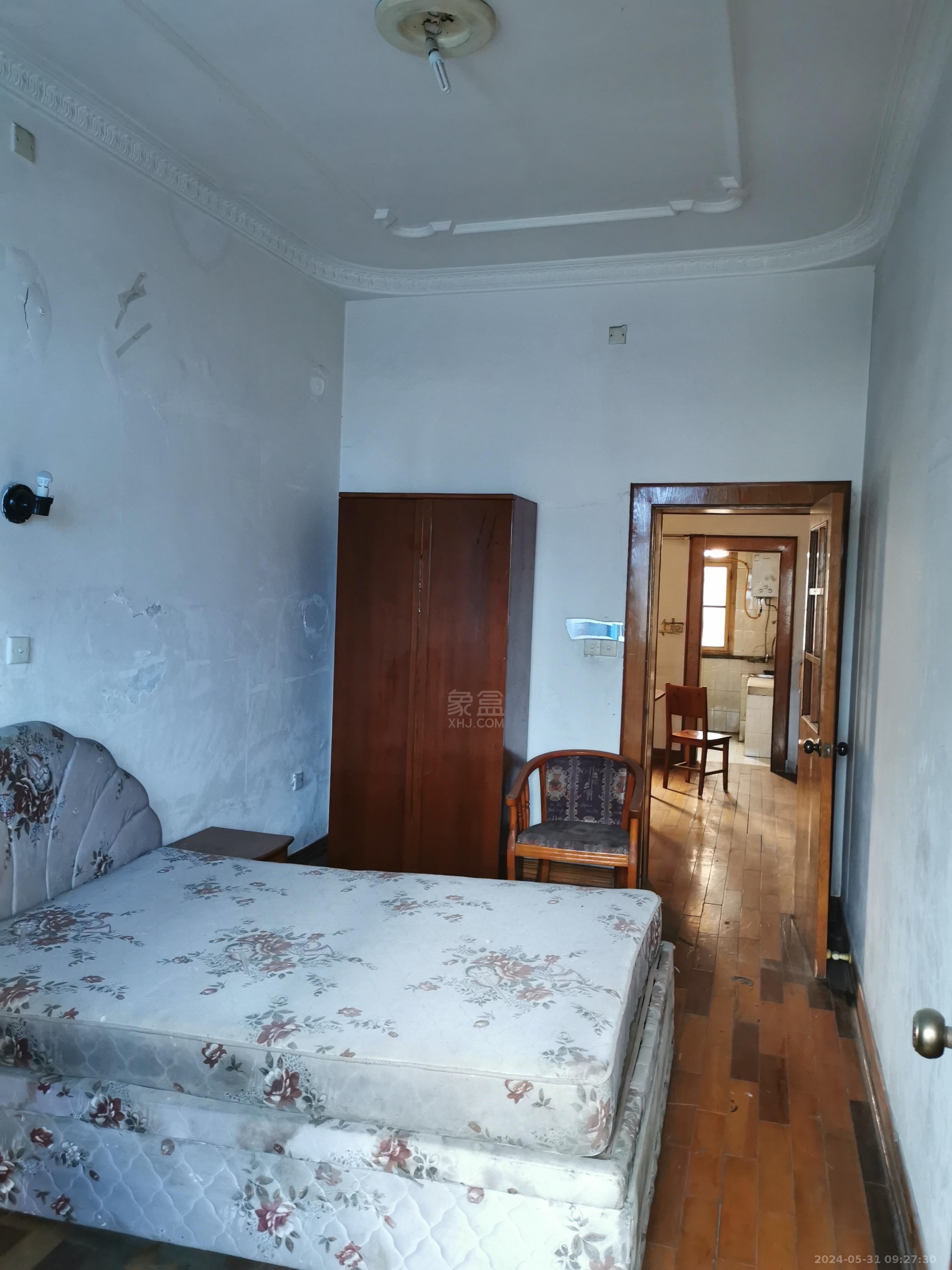 湘安小区  3室2厅1卫    1300.0元/月