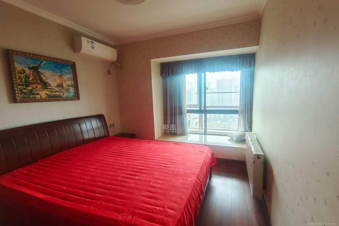 勤诚达新界  4室2厅2卫    4280.0元/月室内图