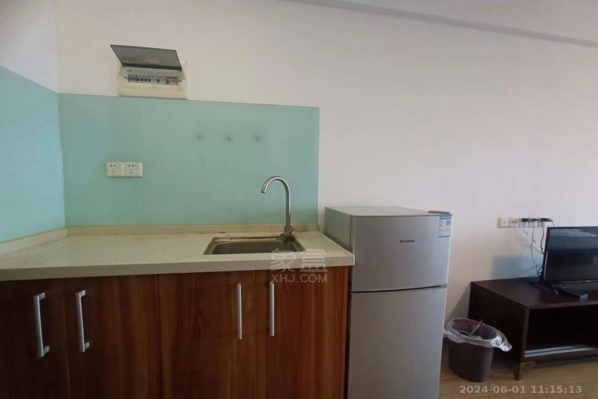 中泰财富湘江 1室1厅1卫 1200.0元/月 中泰财富湘江 1室1厅1卫 1200.0元/月室内图