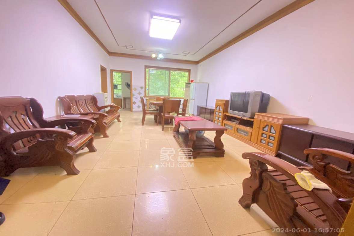 省水院宿舍  3室2厅1卫   2600.00元/月室内图
