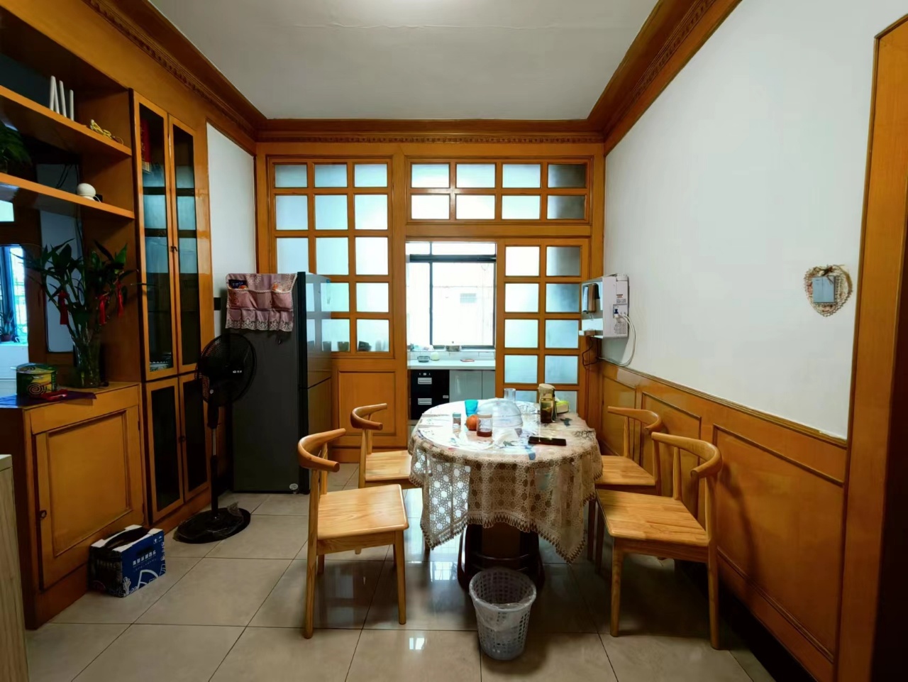 娄星区社保局家属楼  3室2厅1卫    56.8万