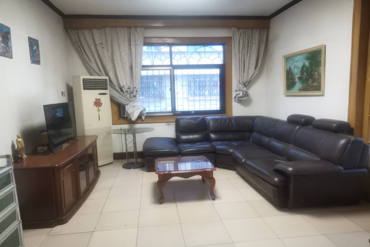 市粮食和物资储备局宿舍(市粮食局家属区和市粮食局小区)  3室2厅1卫    850.0元/月室内图1