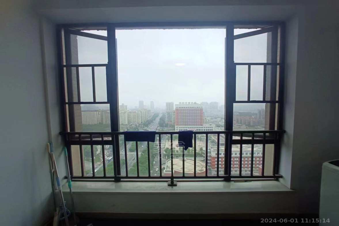 中泰财富湘江 1室1厅1卫 1200.0元/月 中泰财富湘江 1室1厅1卫 1200.0元/月室内图