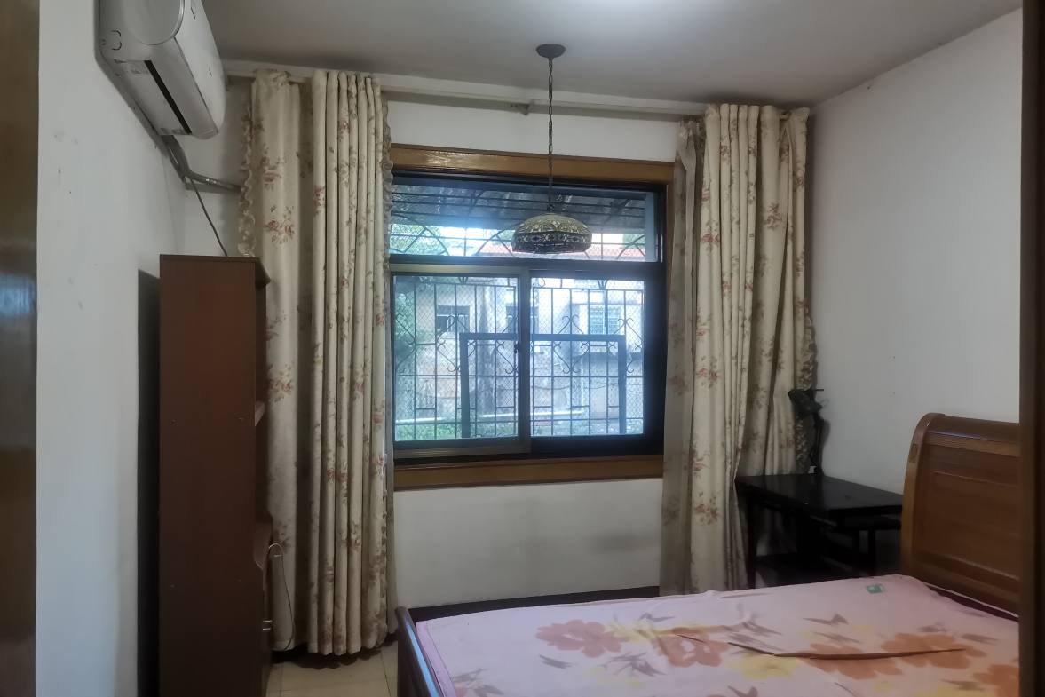 市粮食和物资储备局宿舍(市粮食局家属区和市粮食局小区)  3室2厅1卫    850.0元/月室内图