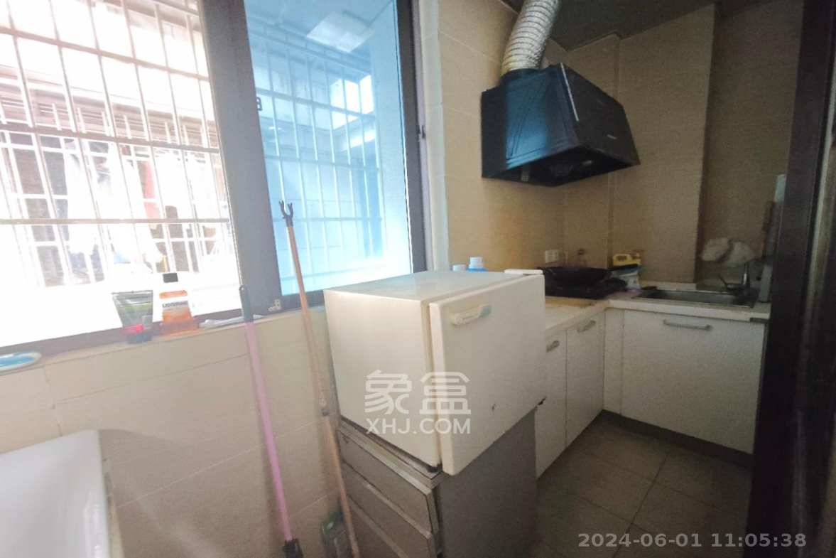 长盛上东区  1室1厅1卫   1300.00元/月室内图
