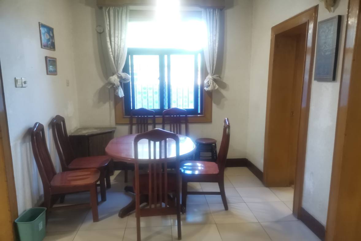 市粮食和物资储备局宿舍(市粮食局家属区和市粮食局小区)  3室2厅1卫    850.0元/月室内图