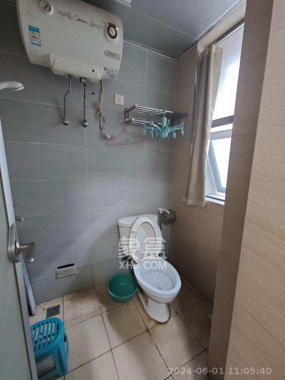 长盛上东区  1室1厅1卫   1300.00元/月室内图