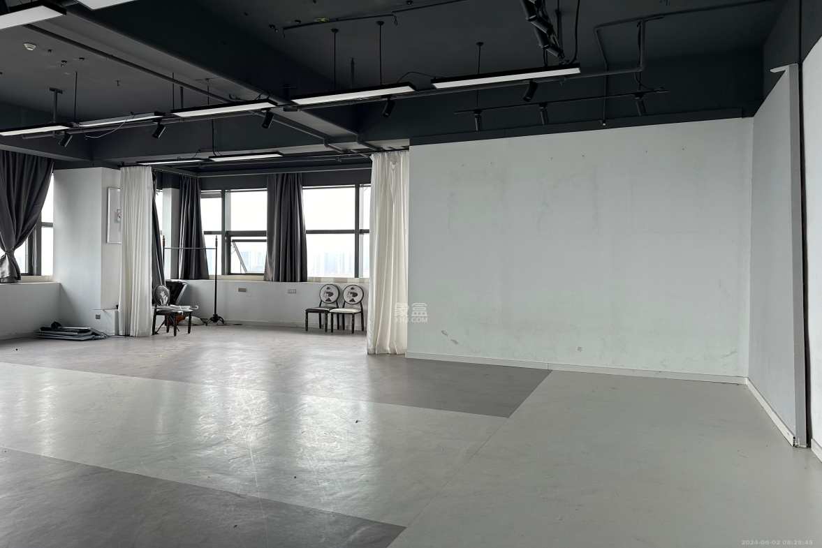 保利麓谷林语I区  0室0厅0卫    6500.0元/月 保利麓谷林语I区  0室0厅0卫    6500.0元/月室内图