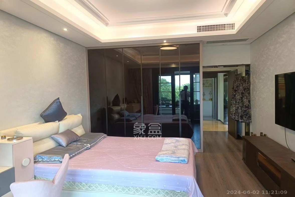 中建江山壹号  4室2厅3卫    15000.0元/月室内图