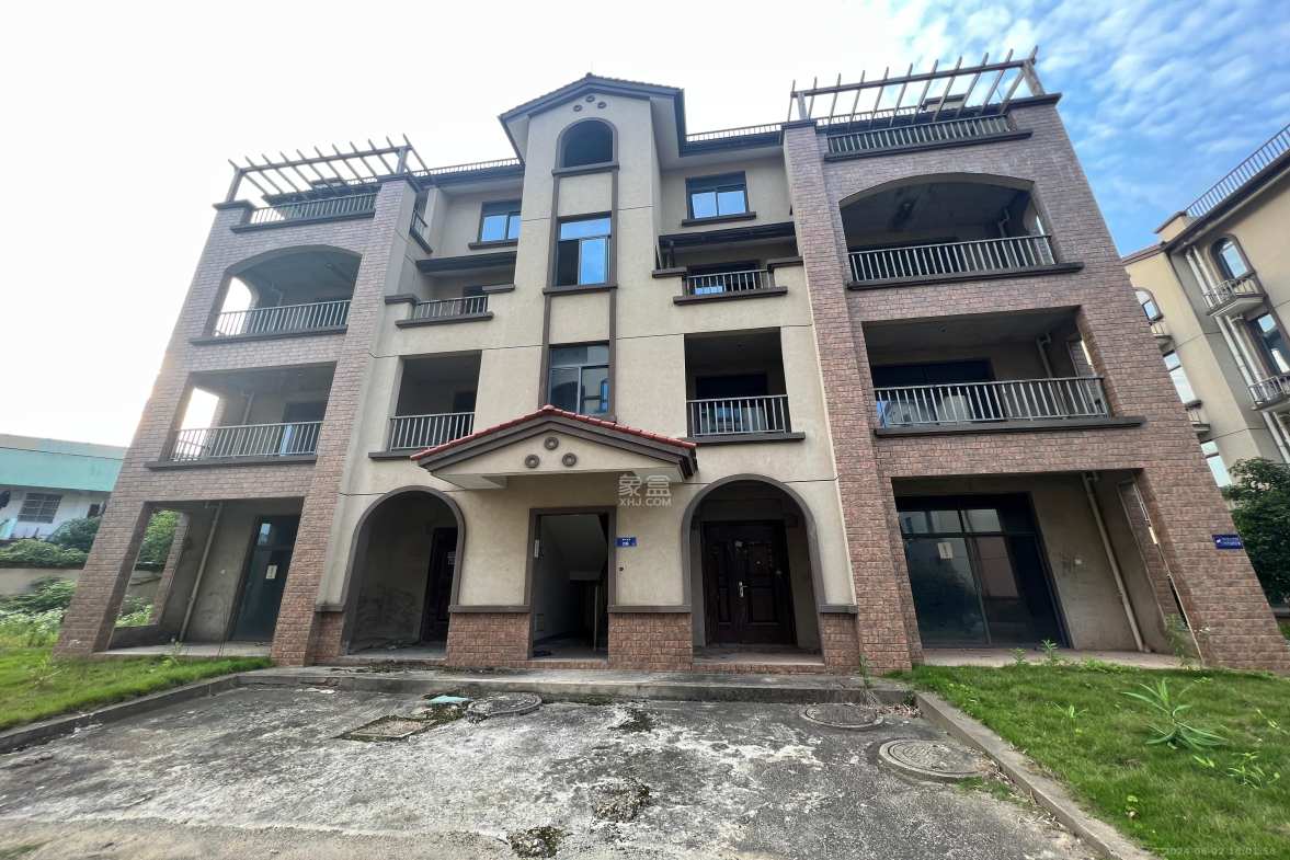 紫气东来（高速公路管理局单位房）  5室2厅4卫    3000.0元/月室内图1