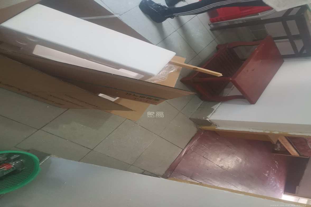 老鸦冲社区  2室2厅1卫    1800.0元/月室内图