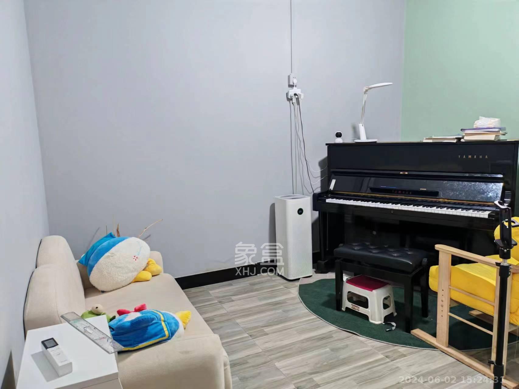 美洲故事高层   98.0㎡     5000.00元/月室内图