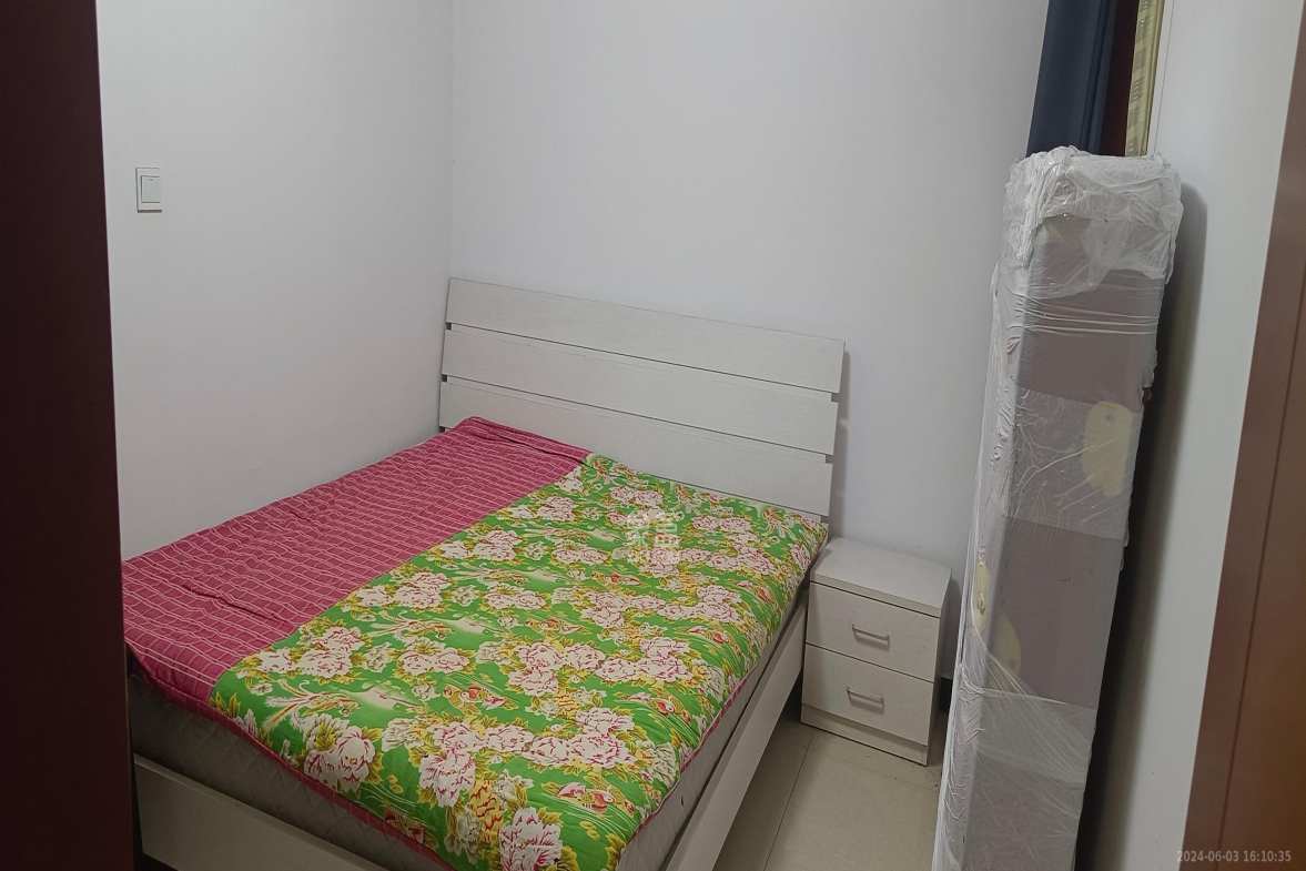 洪山家园 3室2厅2卫 2100.0元/月 洪山家园 3室2厅2卫 2100.0元/月室内图