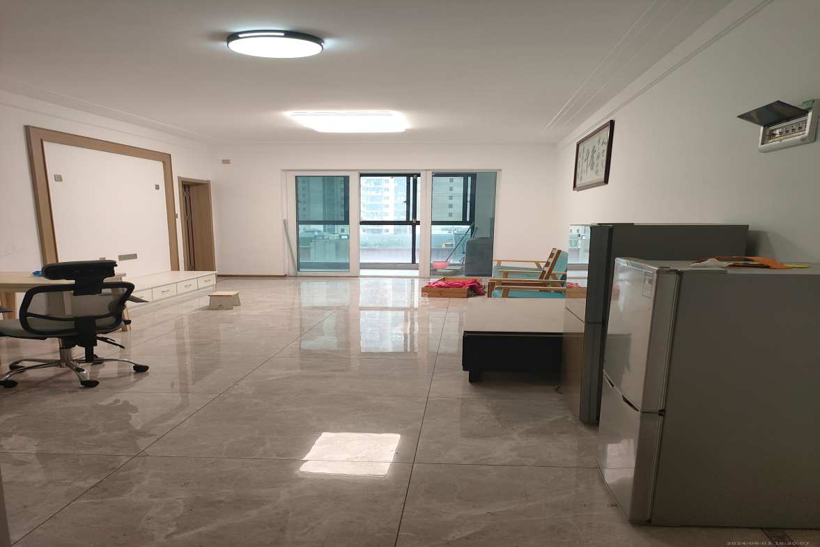 新华联梦想城  3室2厅1卫    2400.0元/月 新华联梦想城  3室2厅1卫    2400.0元/月室内图