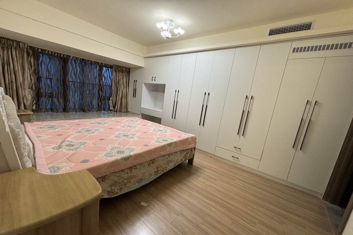 碧桂园翘楚棠  3室2厅1卫    2000.0元/月室内图