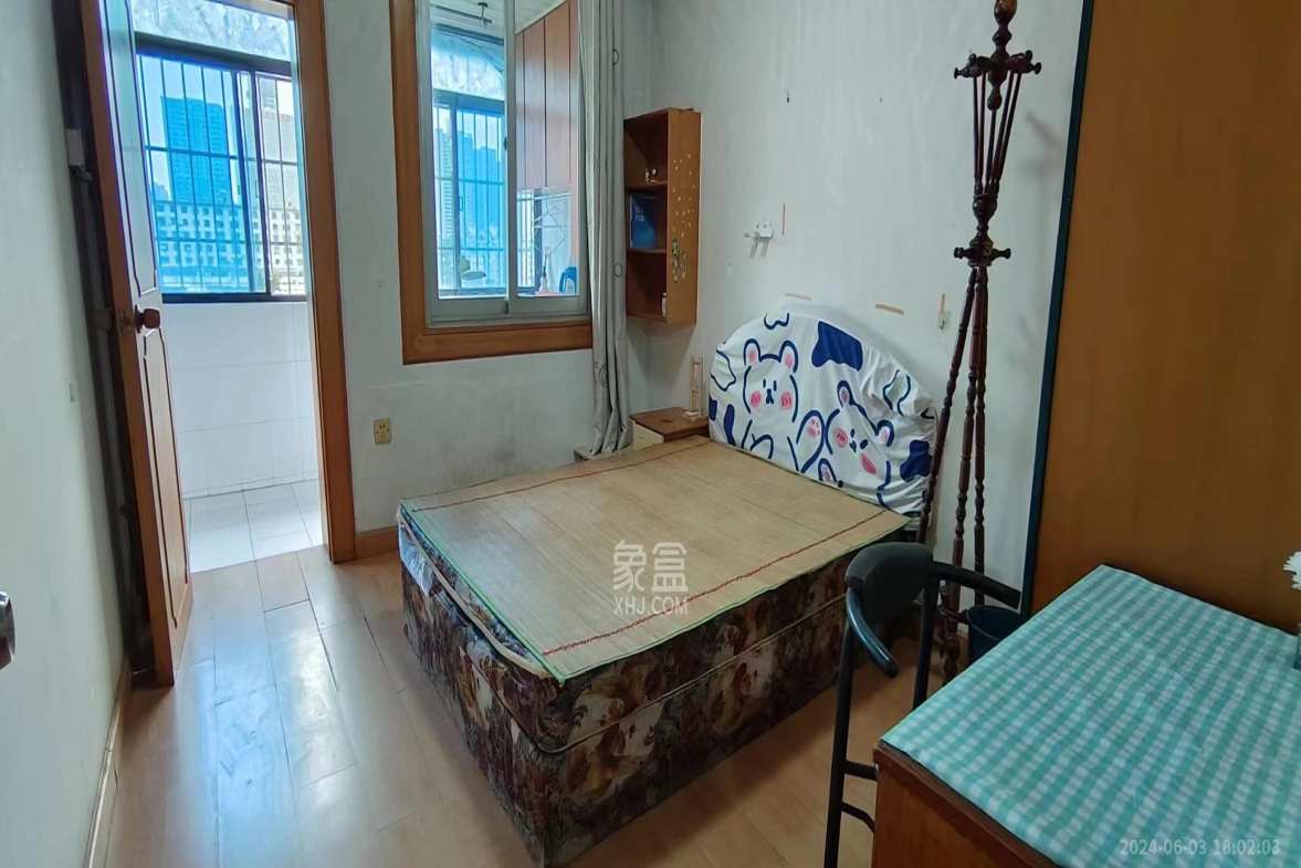 动力南苑  2室1厅1卫    1400.0元/月室内图