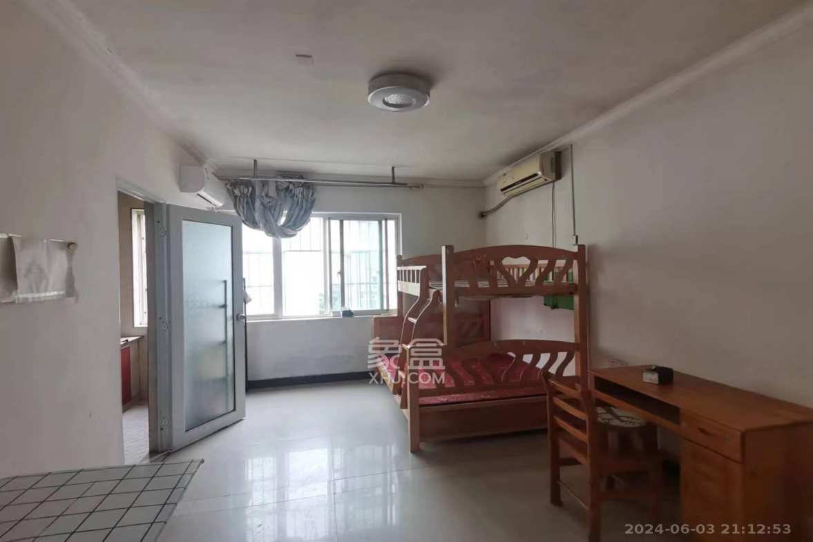 景江雅苑 1室1厅1卫 1000.0元/月 景江雅苑 1室1厅1卫 1000.0元/月室内图