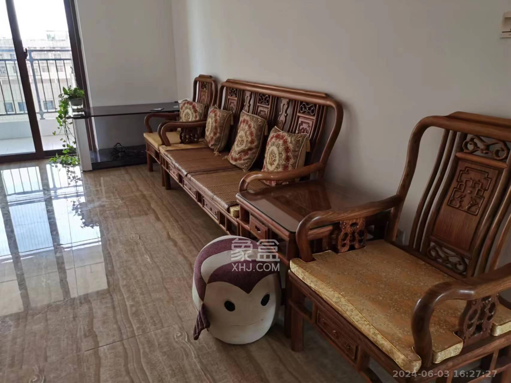 碧桂园星城首府  4室2厅2卫    3000.0元/月