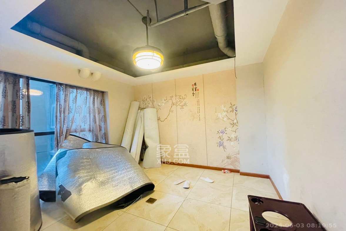 大财门公寓  6室2厅2卫   13000.00元/月室内图